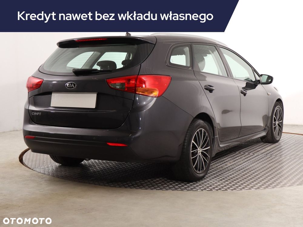 Kia Ceed - 7