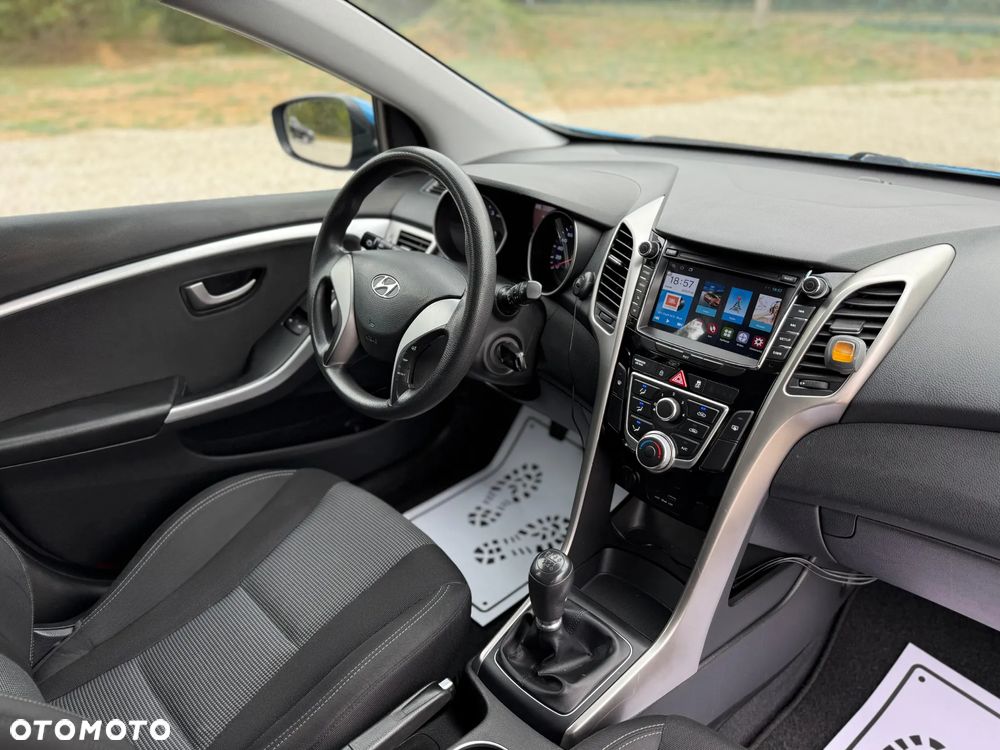 Hyundai i30 1.4 Comfort - 17
