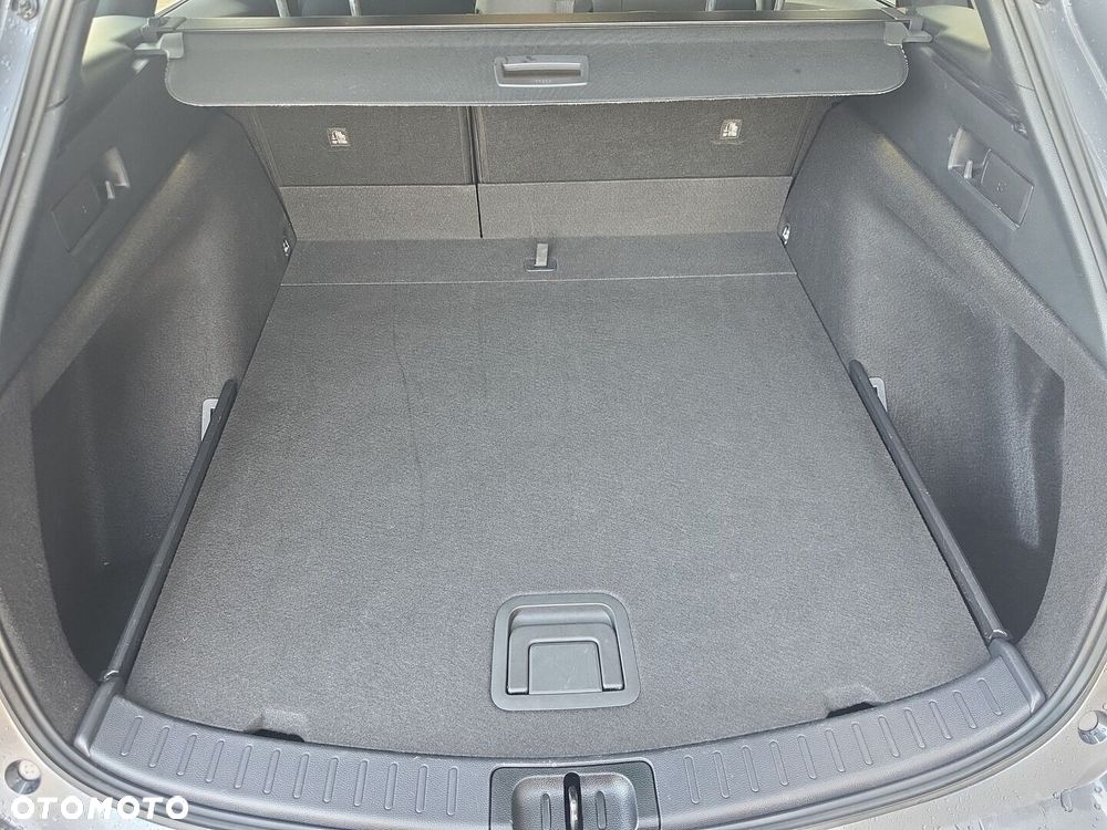 Toyota Corolla 1.8 Hybrid Style - 25