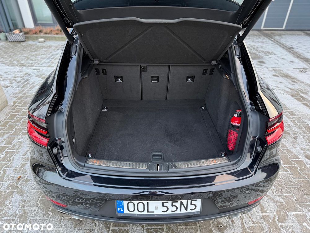 Porsche Macan - 12