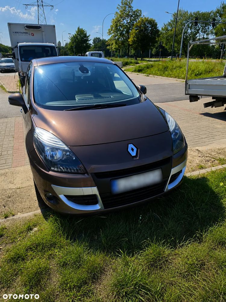 Renault Scenic - 1
