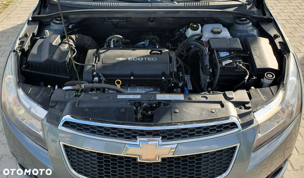 Chevrolet Cruze - 18