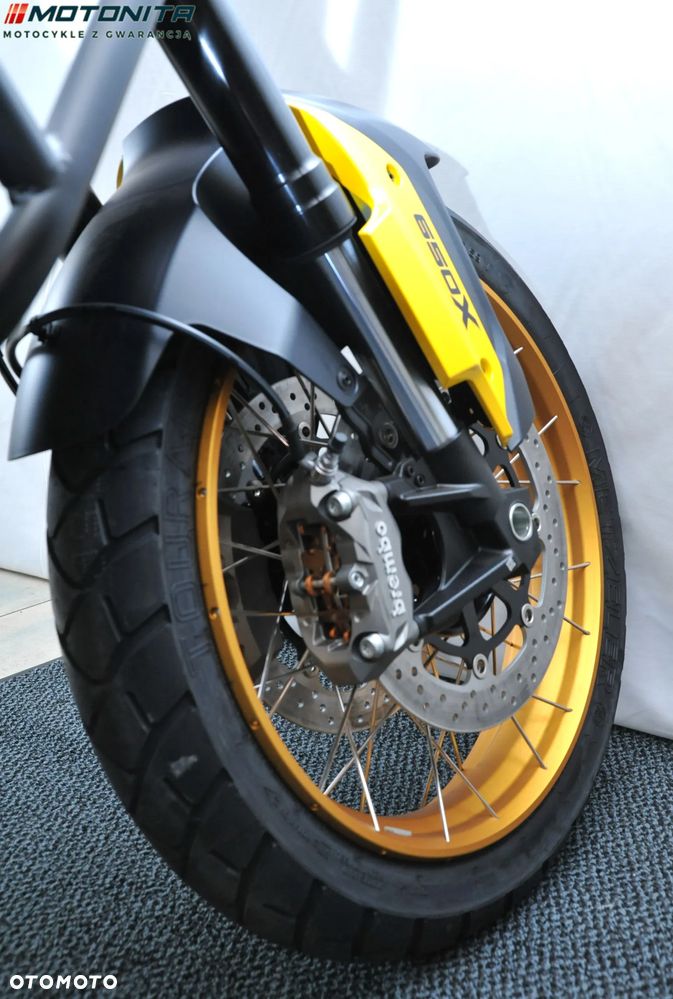 QJMOTOR SVT 650X - 10