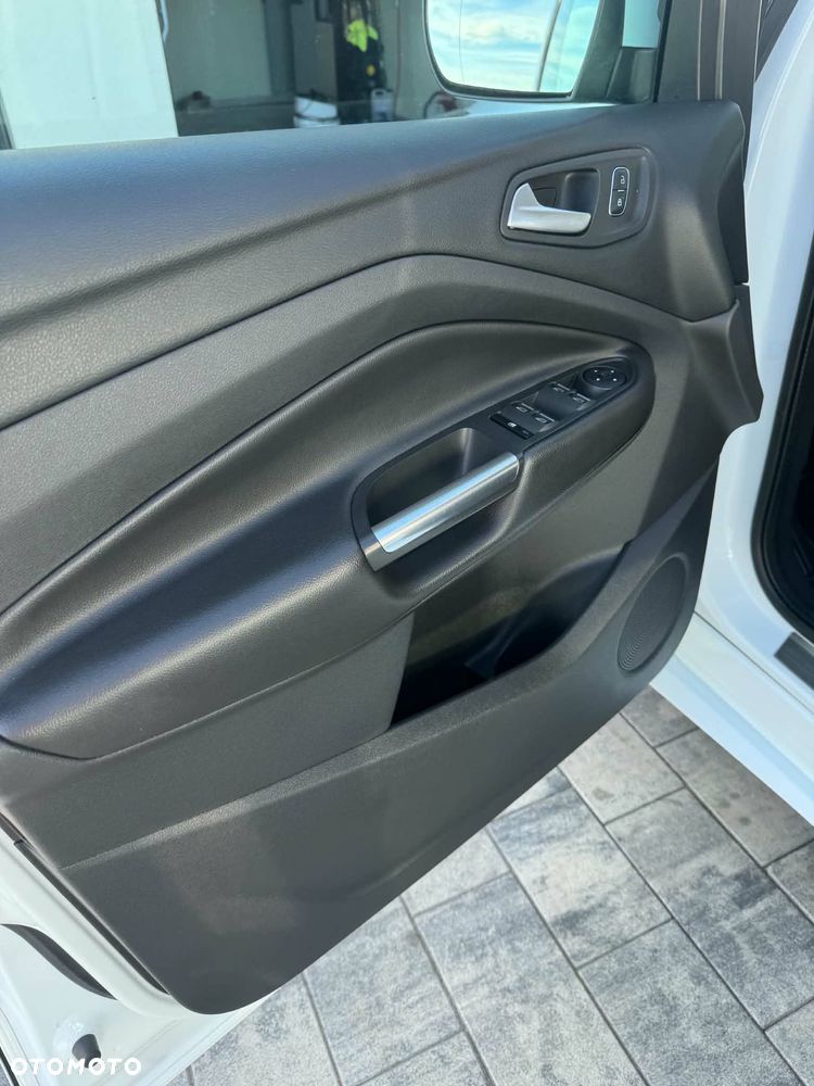 Ford Kuga 1.5 TDCi FWD ST-Line - 13