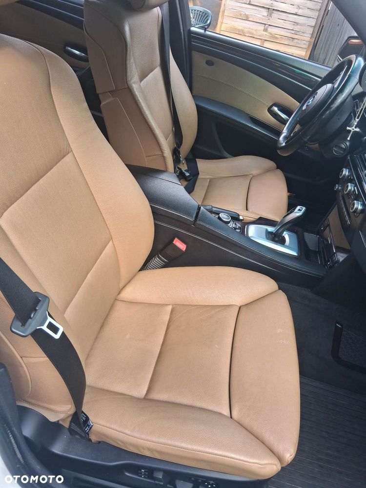 BMW Seria 5 535i xDrive - 6
