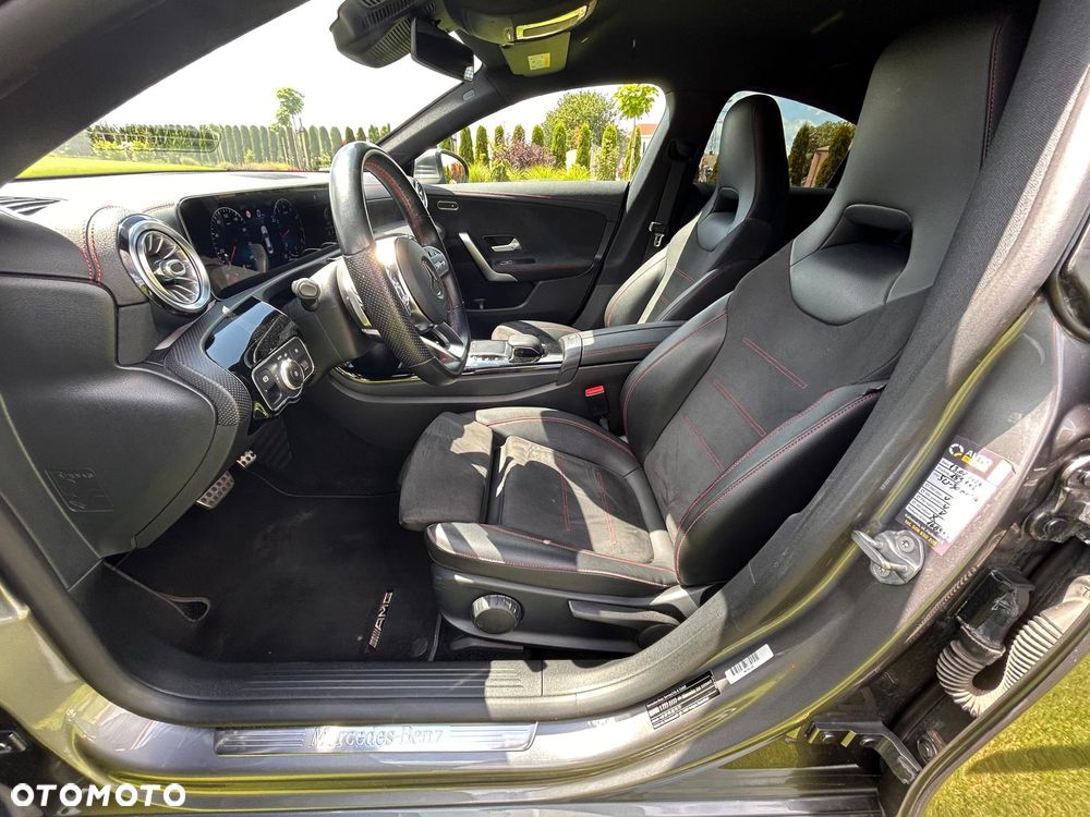 Mercedes-Benz CLA 180 7G-DCT - 8