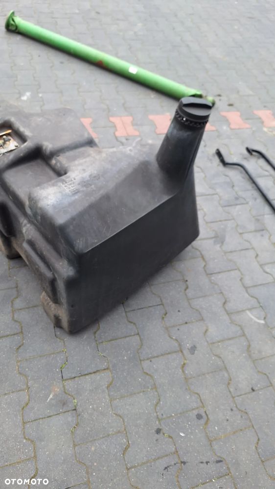 John Deere seria 6000, 6600 6800 6900 zbiornik paliwa pływak - 4