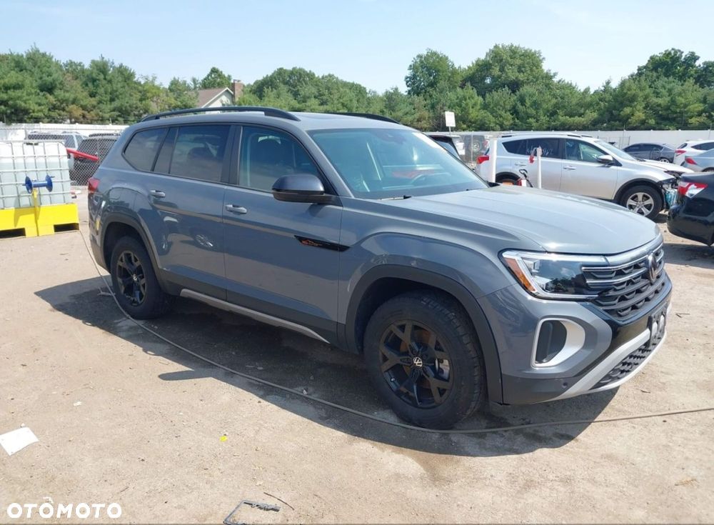 Volkswagen Atlas - 4
