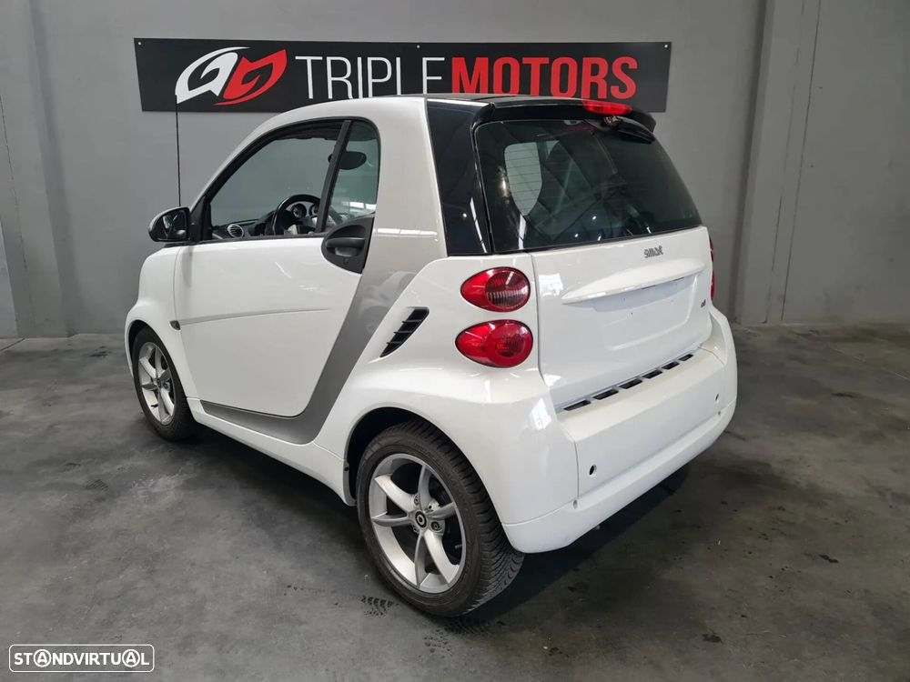 Smart ForTwo Coupé 0.8 cdi Passion 54 Softouch - 19