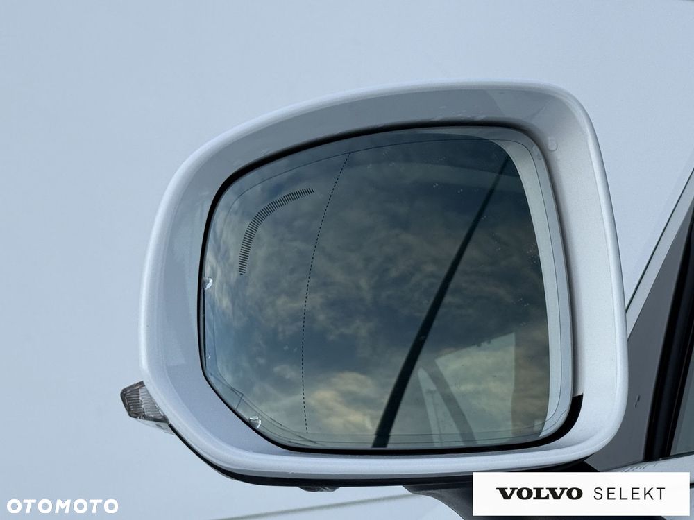 Volvo XC 90 - 36