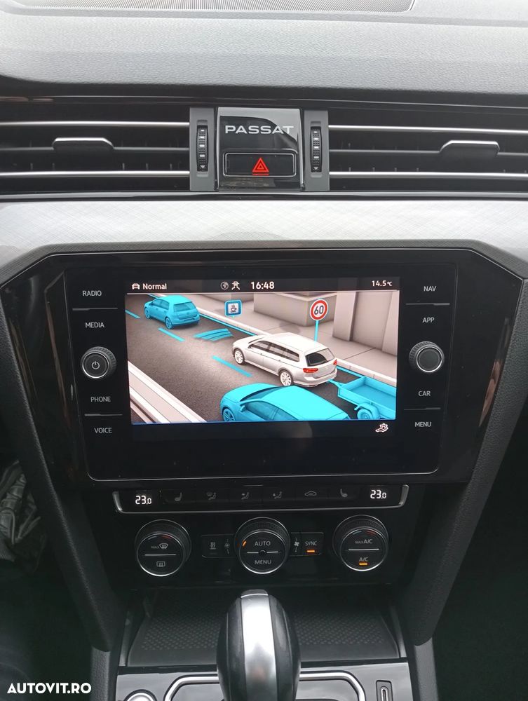 Volkswagen Passat Variant 2.0 TDI DSG Business - 9