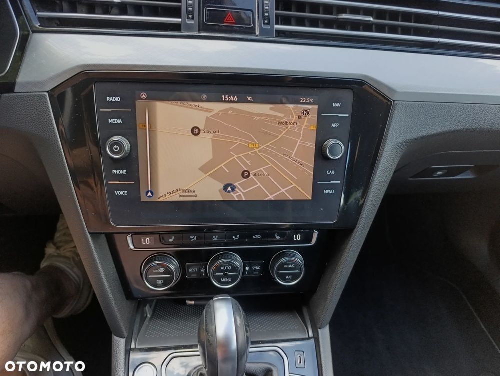 Volkswagen Passat 2.0 TDI EVO Business DSG - 21
