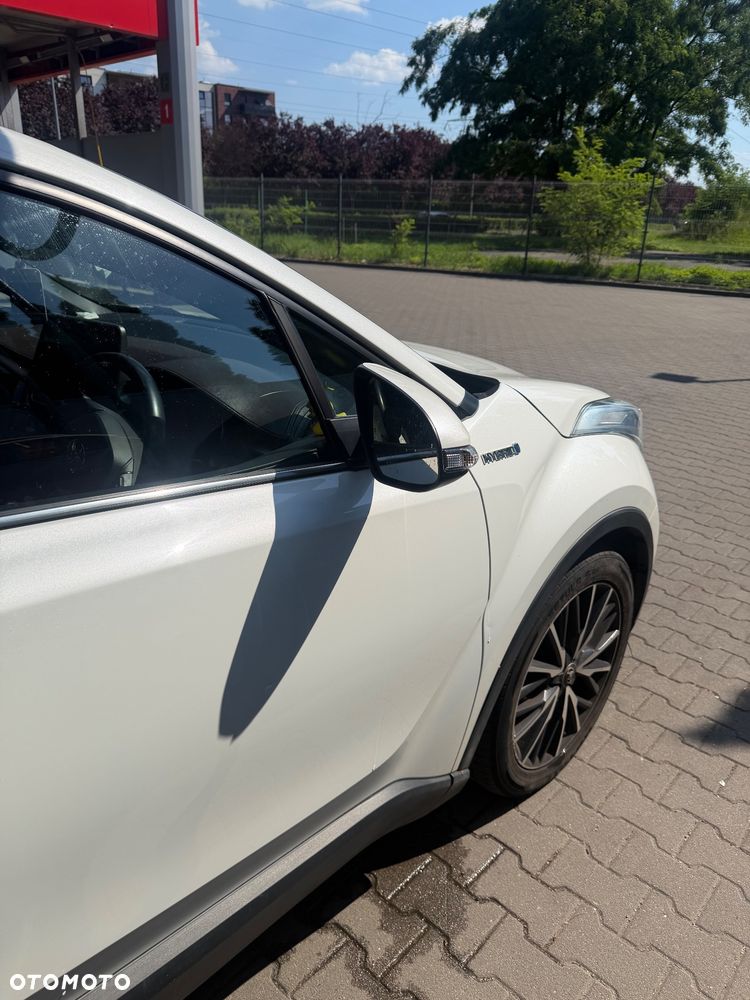 Toyota C-HR - 4