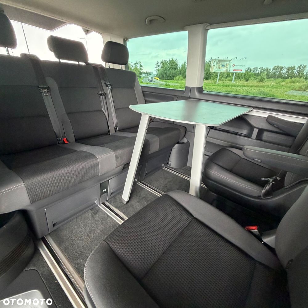 Volkswagen Multivan - 14
