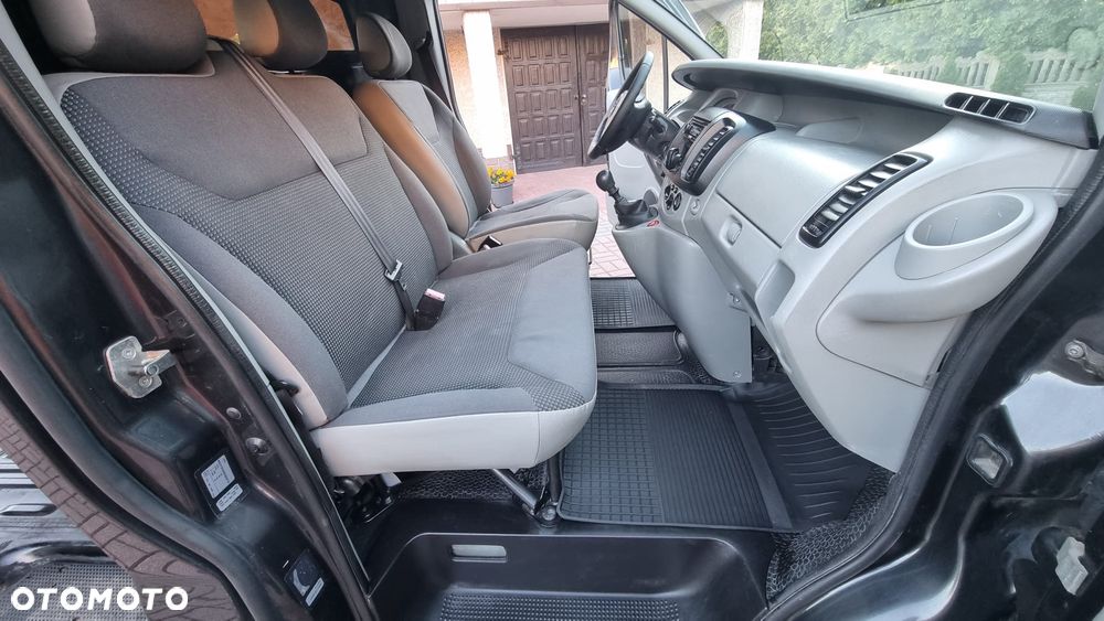 Opel Vivaro - 19