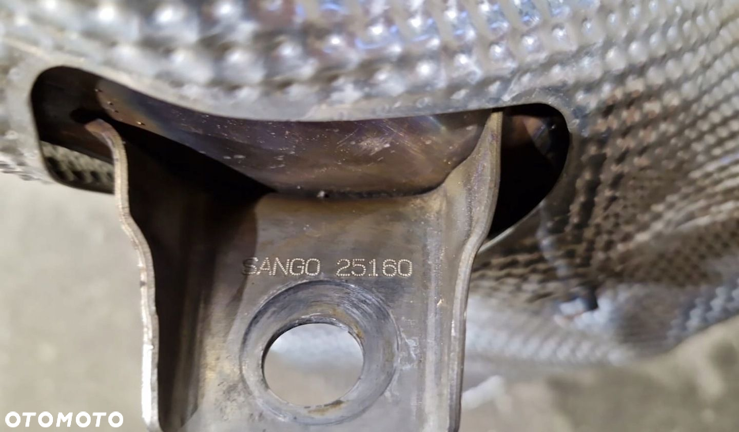 KATALIZATOR TOYOTA RAV4 V 2.5 BENZYNA HYBRYDA SANGO 25160 SANGO25160 19-24 - 4