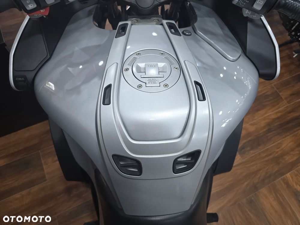 BMW RT - 18
