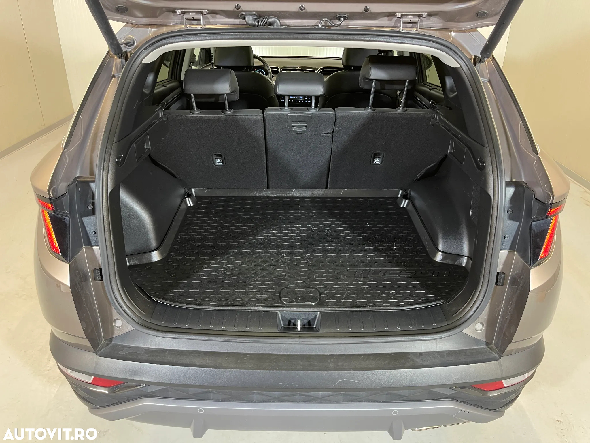 Hyundai Tucson PHEV 1.6 l 265 CP 4WD 6AT Premium - 13