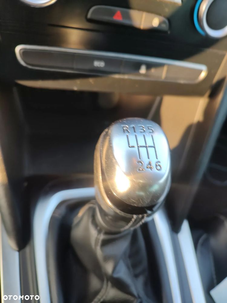 Renault Megane ENERGY dCi 110 GT LINE - 33