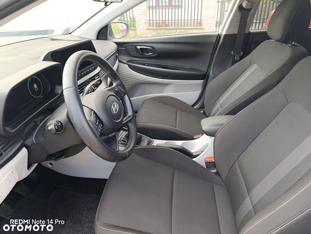 Hyundai i20 - 24