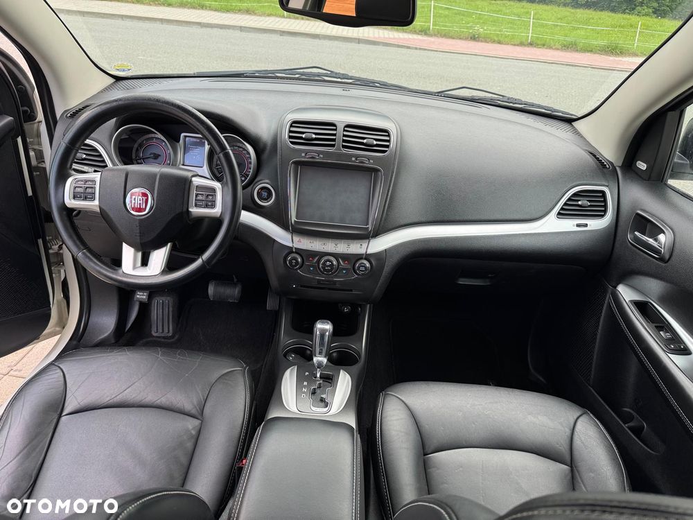 Fiat Freemont 2.0 Multijet Lounge AWD - 17
