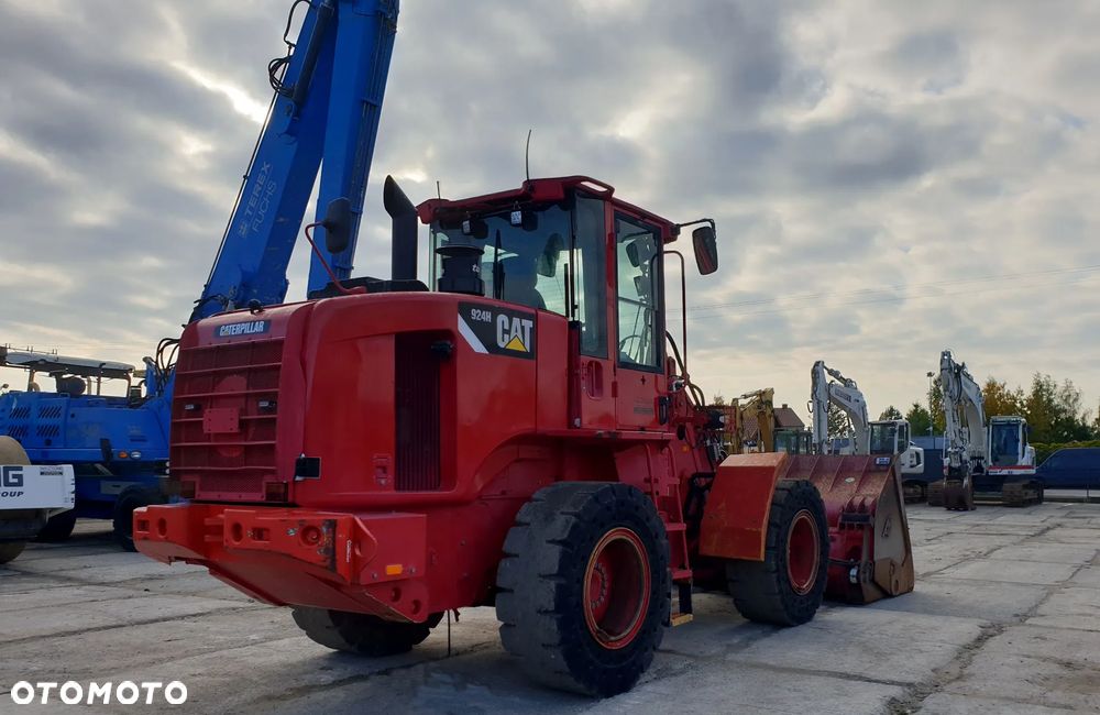 Caterpillar 924H - 8