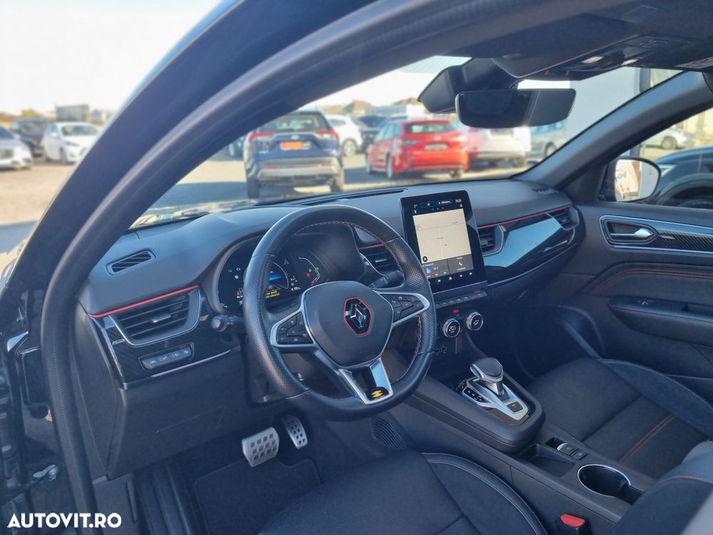 Renault Arkana E-TECH RS Line - 17