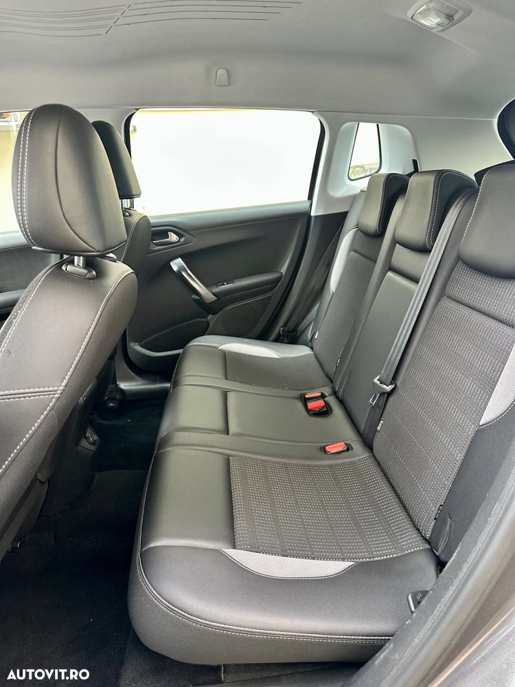 Peugeot 2008 - 7