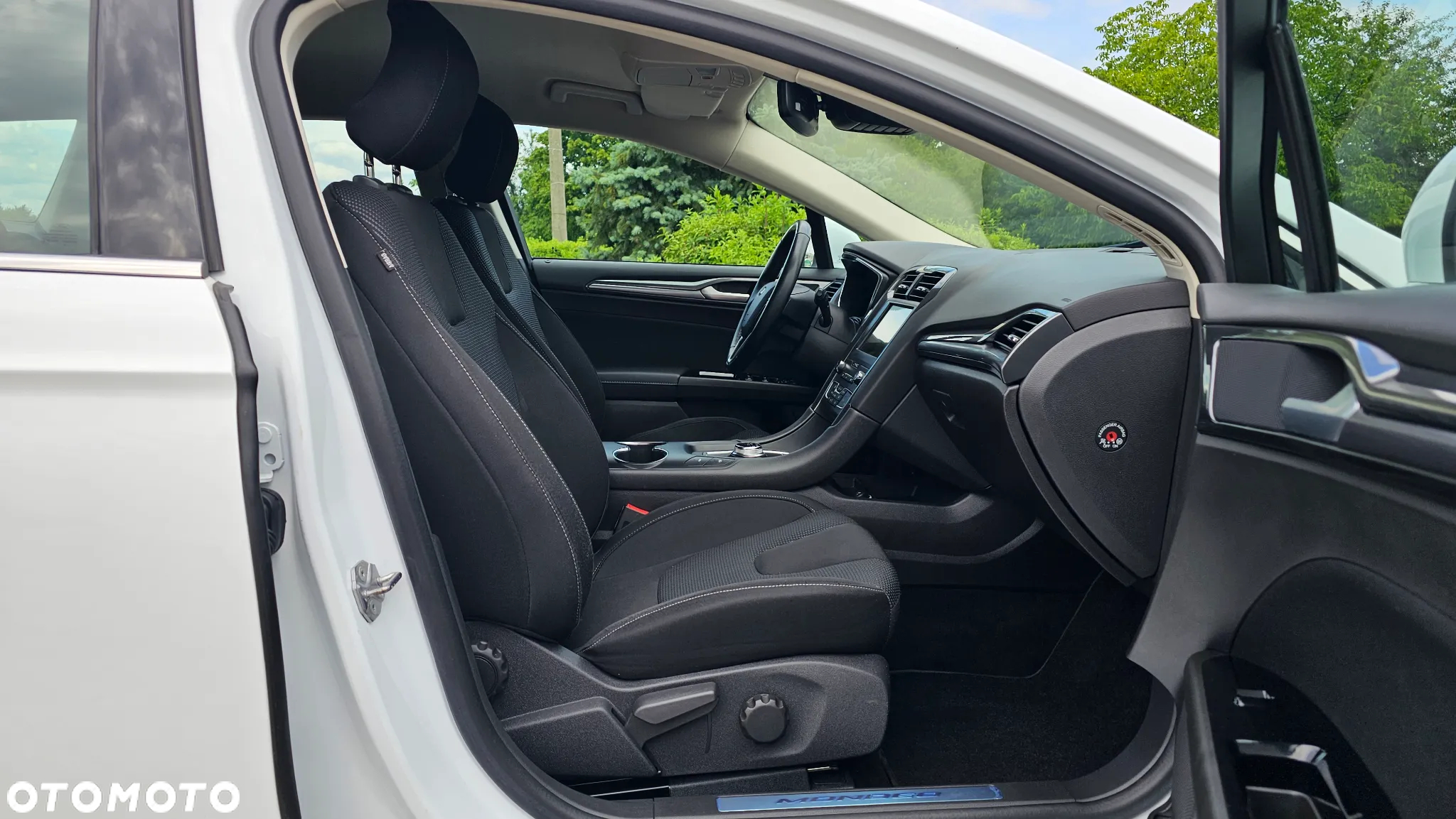 Ford Mondeo 2.0 EcoBlue Titanium - 35