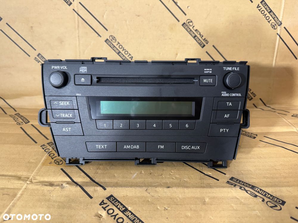 Radio Toyota Prius 09-15r. N r. 86120-47330. - 1