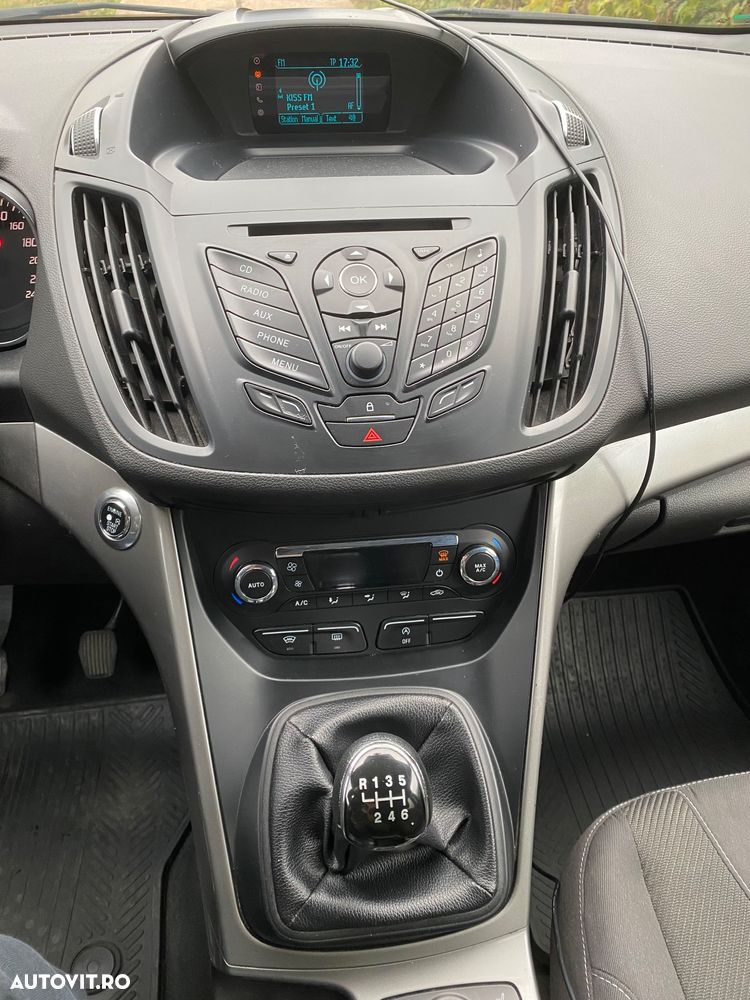 Ford Kuga 2.0 TDCi 4WD Titanium - 6