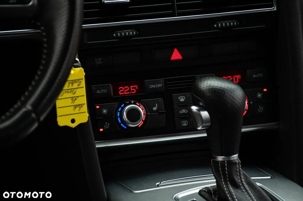 Audi A6 Avant 3.0 TDI DPF quattro tiptronic - 34