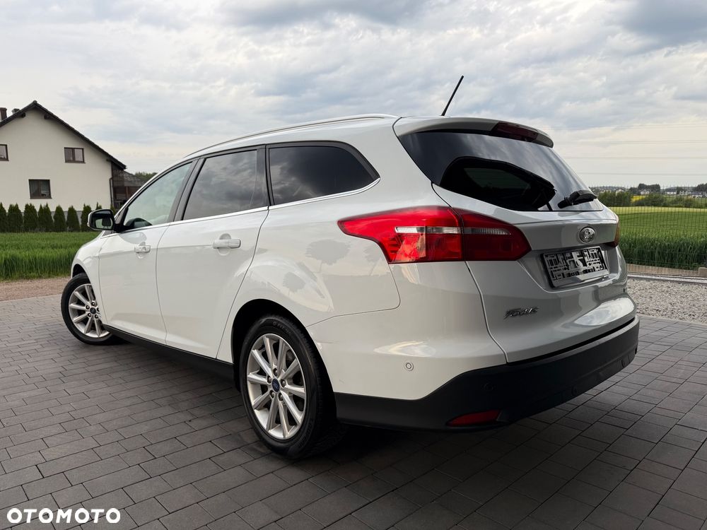 Ford Focus - 11