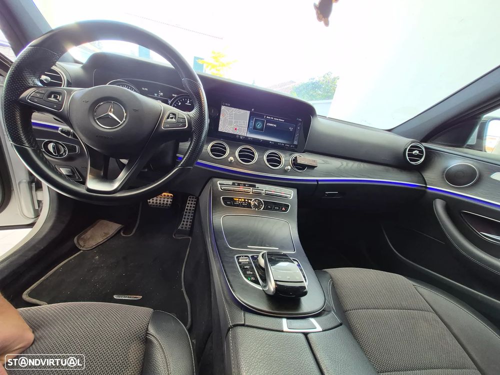 Mercedes-Benz E 220 d 4Matic T All-Terrain 9G-TRONIC Exclusive - 4