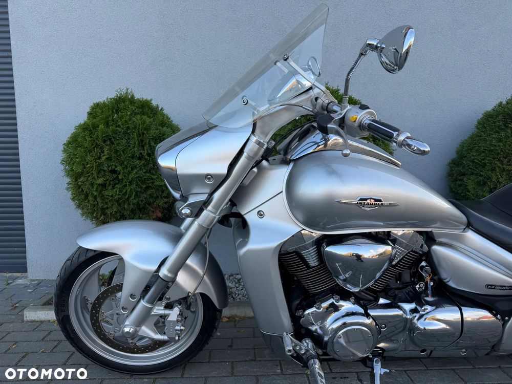 Suzuki VZ - 37