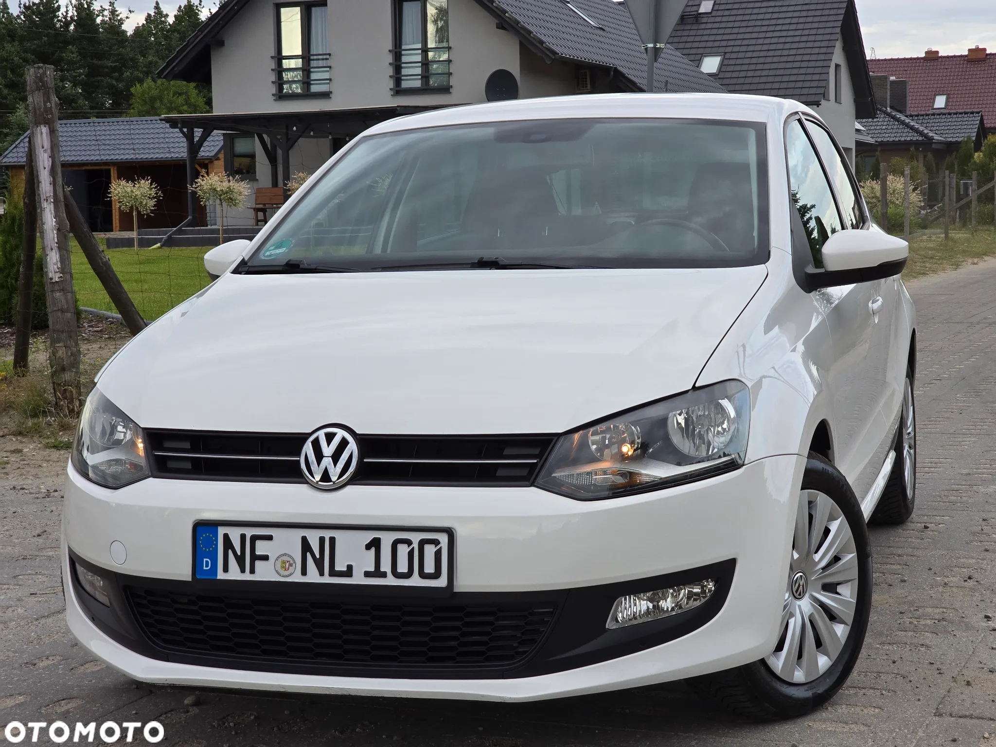 Volkswagen Polo 1.4 DSG Team - 25