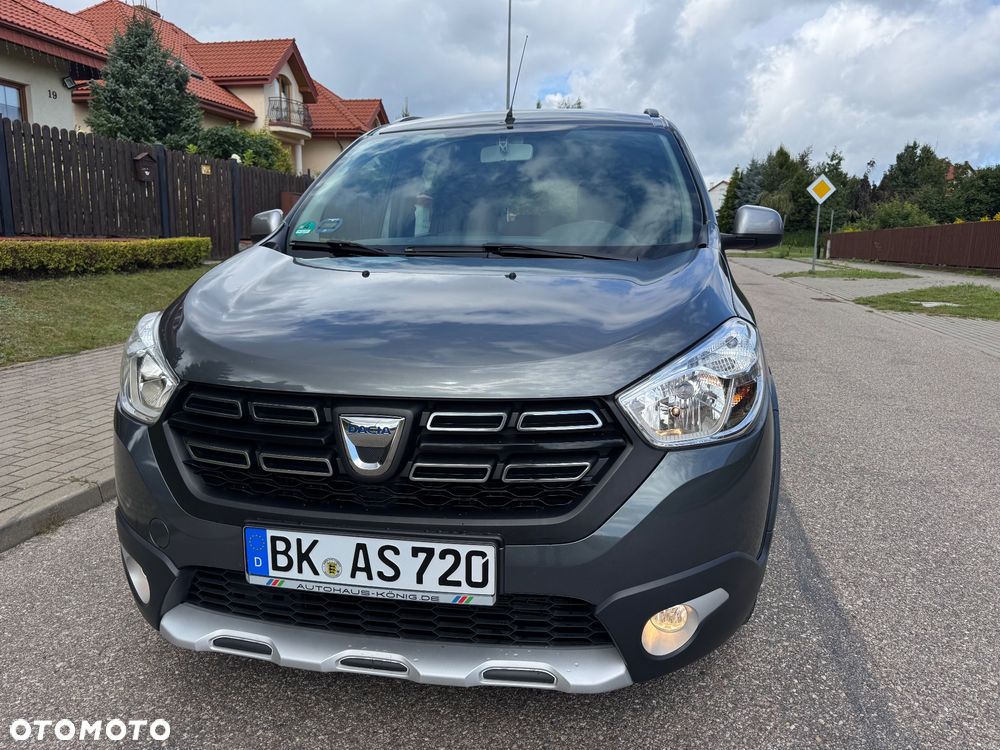 Dacia Lodgy dCi 110 Stepway Celebration - 2