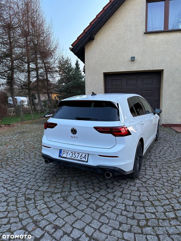 Volkswagen Golf - 3