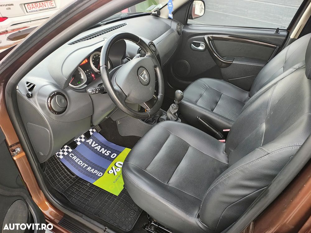 Dacia Duster 1.5 dCi 4x4 Prestige - 27