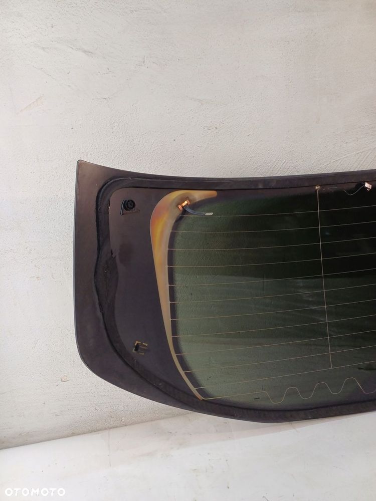 szyba klapy bagażnika tył ford b-max 12- rok szyby 17 - 10