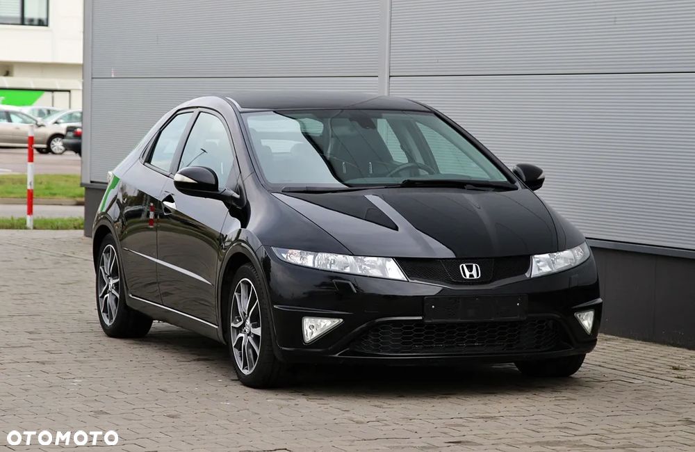 Honda Civic 1.8 GT Special Edition - 13