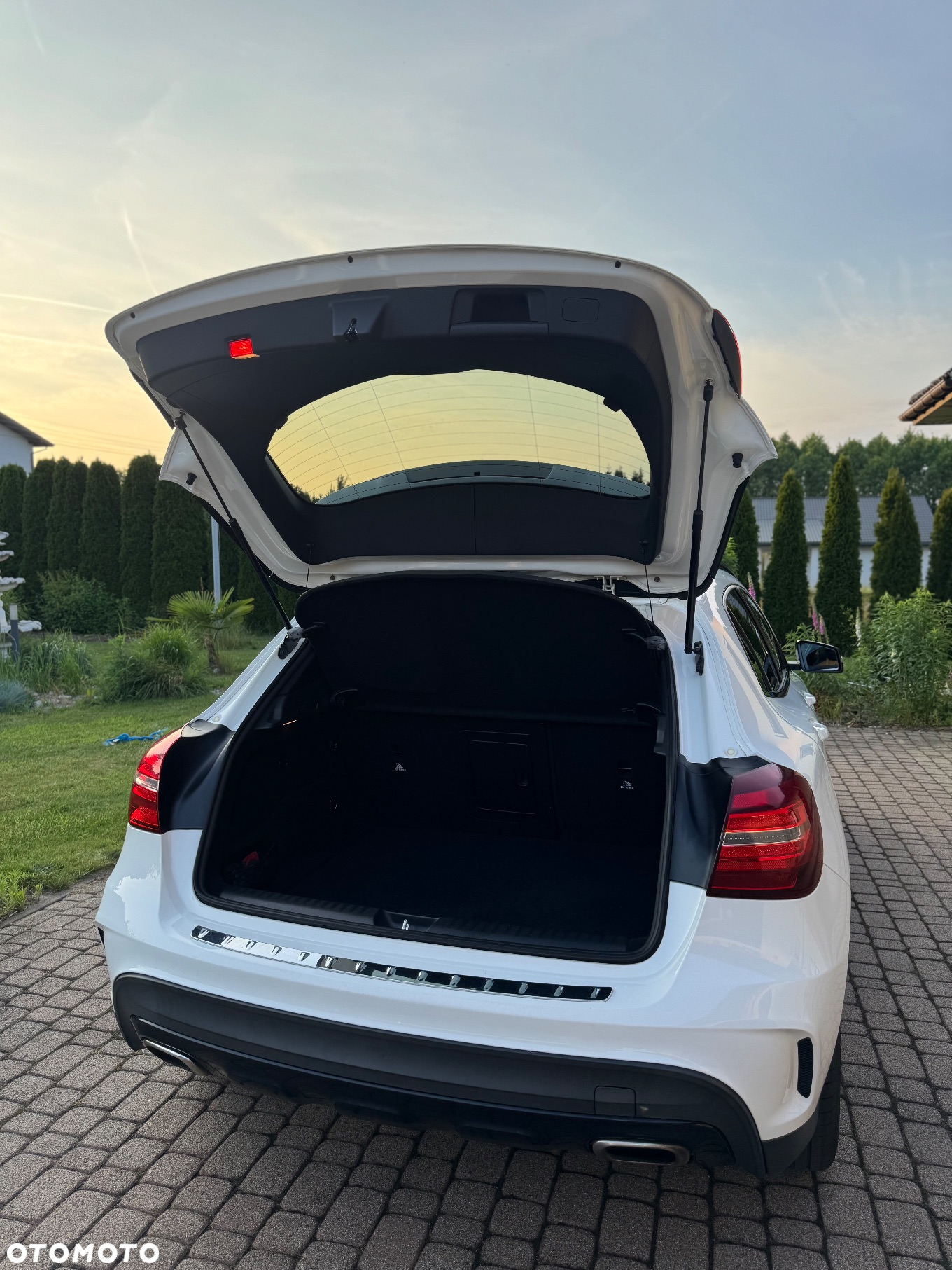 Mercedes-Benz GLA 200 7G-DCT AMG Line - 8