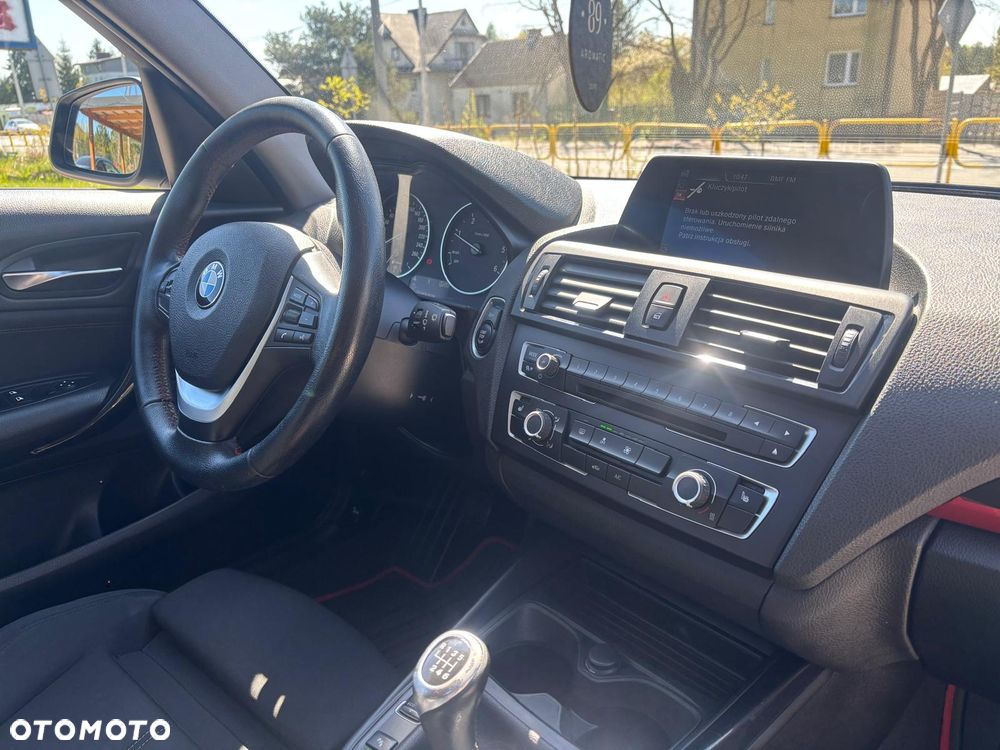 BMW Seria 1 116d DPF Edition Sport - 12
