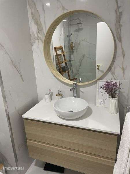Apartamento T1, equipa e mobilado 5min Gaiashopping - Grande imagem: 3/8