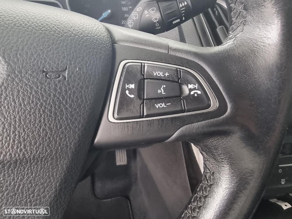 Ford Focus SW 1.5 TDCi Titanium - 18