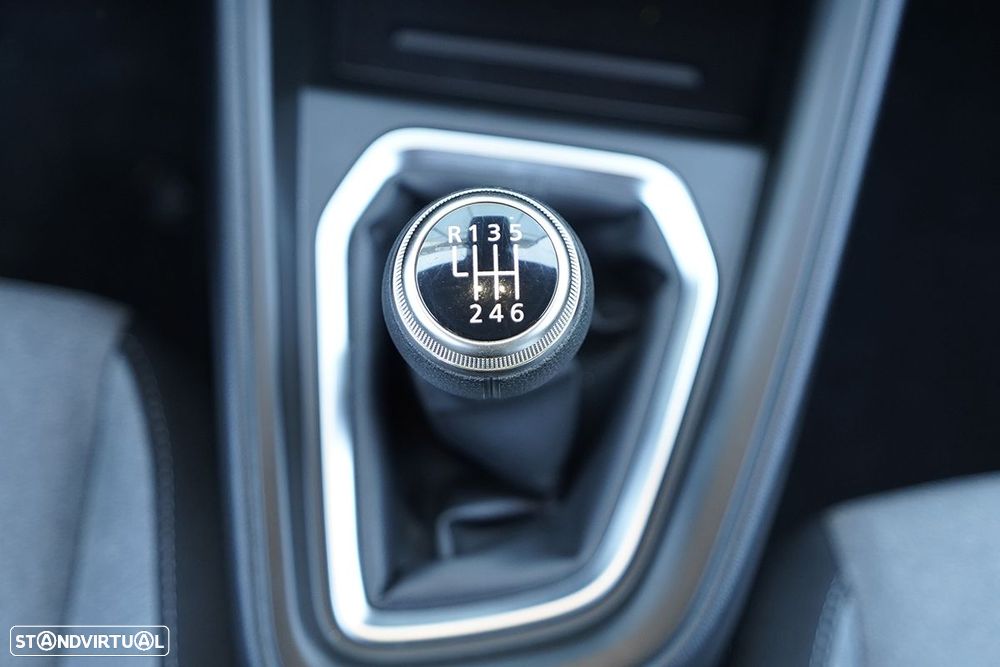 Mitsubishi Colt 1.0 MPI-T Invite - 13