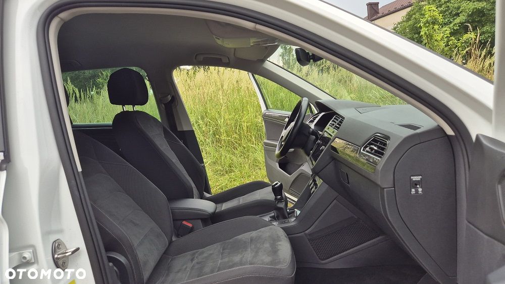 Volkswagen Tiguan 2.0 TDI SCR R-Line - 14
