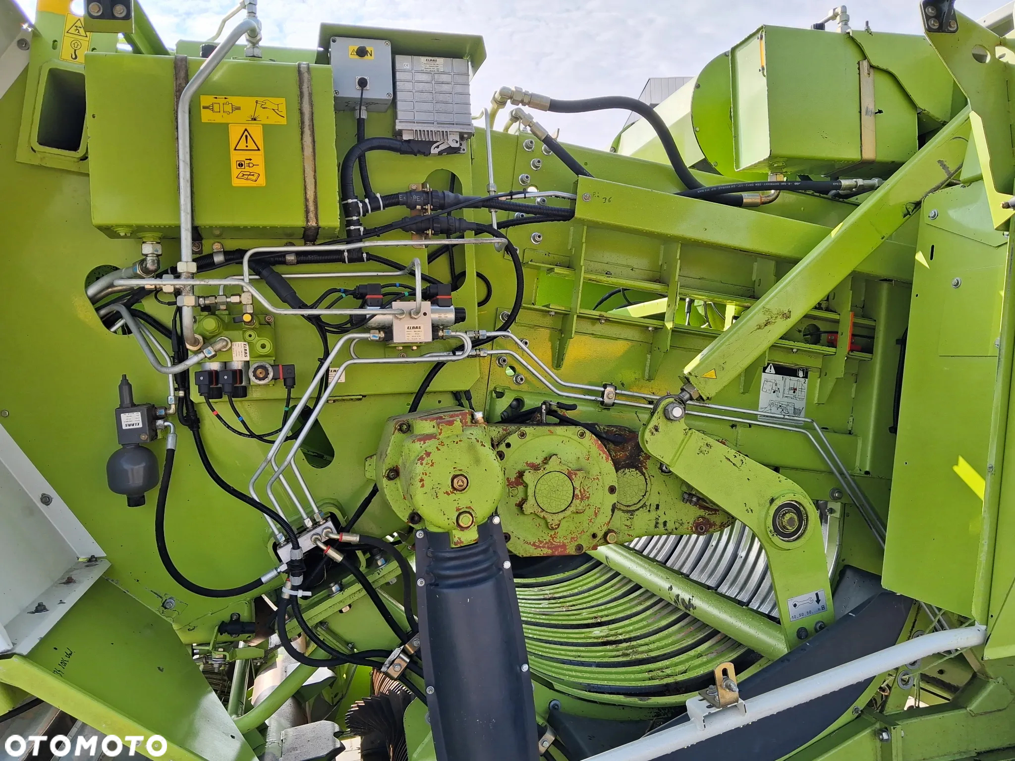 Claas QUADRANT 2200 Roto Cut - 12