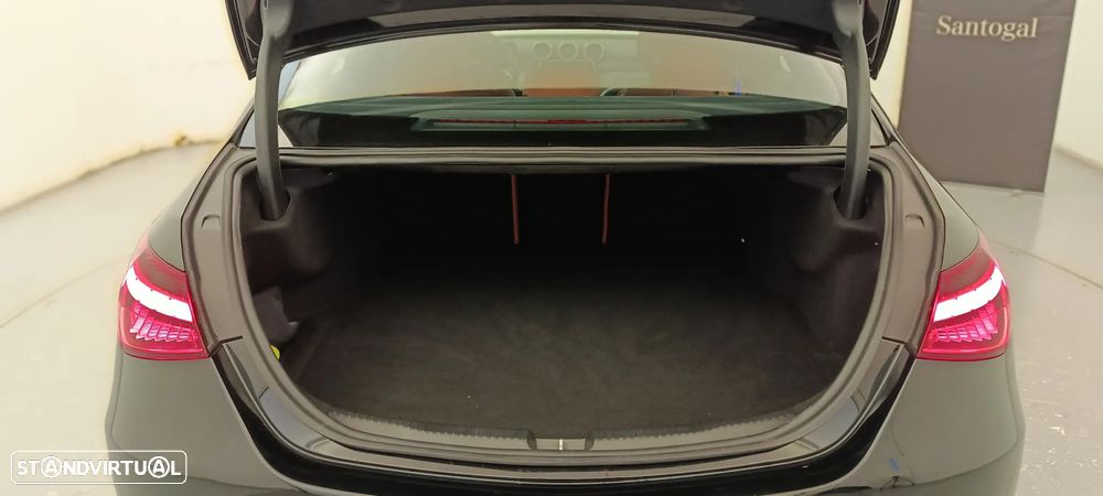 Mercedes-Benz C 300 e Avantgarde - 29