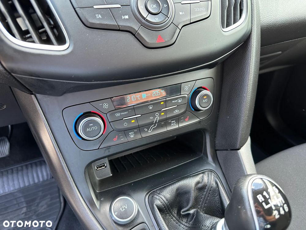 Ford Focus - 14